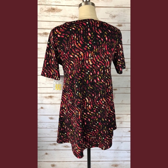 LuLaRoe Geometric Print Perfect T Top - Picture 2 of 5